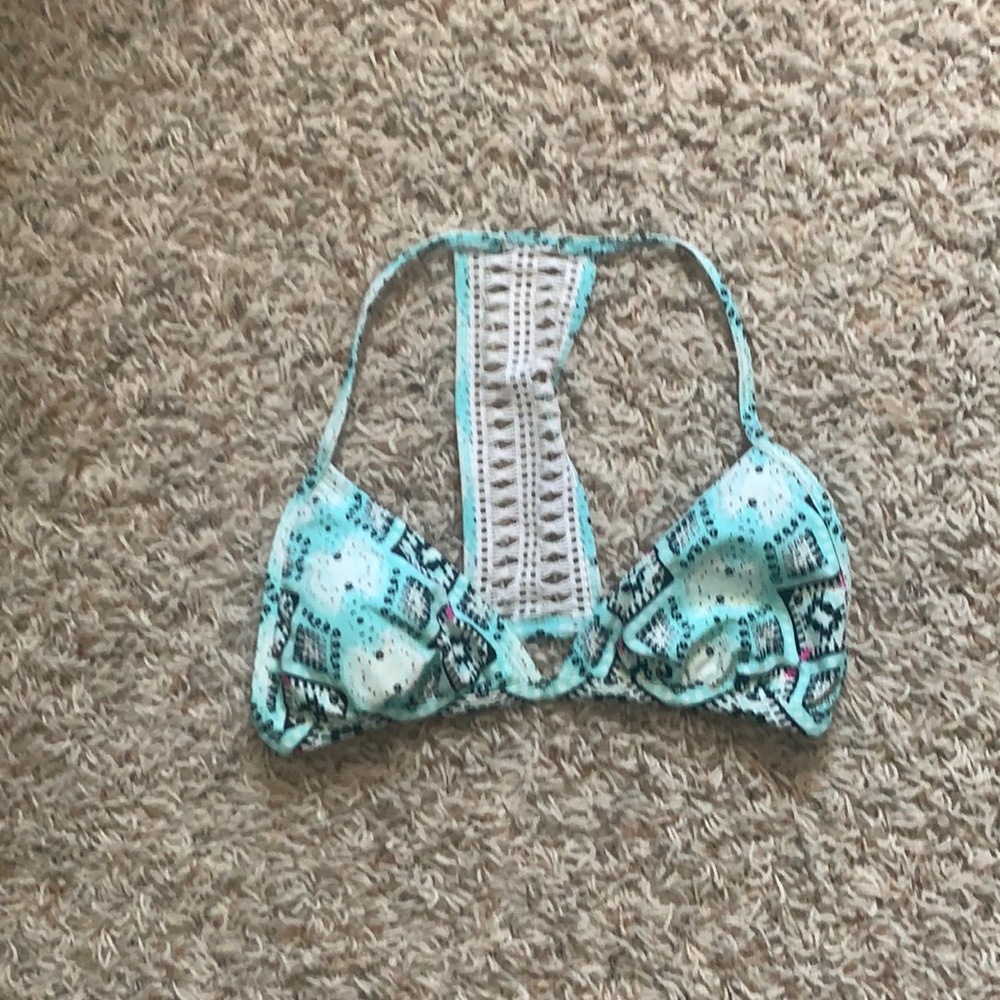 Women’s bikini top. Size S